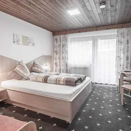 盖斯特韩斯米诺夫 索尔登