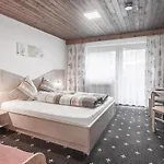 Gaesteheim Schmiedhof ゼルデン