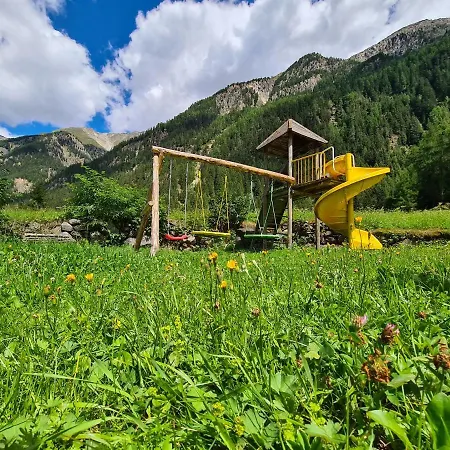 Gästeheim Schmiedhof Gasthof 4*