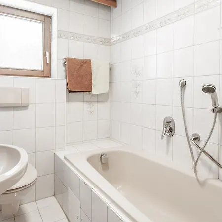 Gästeheim Schmiedhof Gasthof 4*
